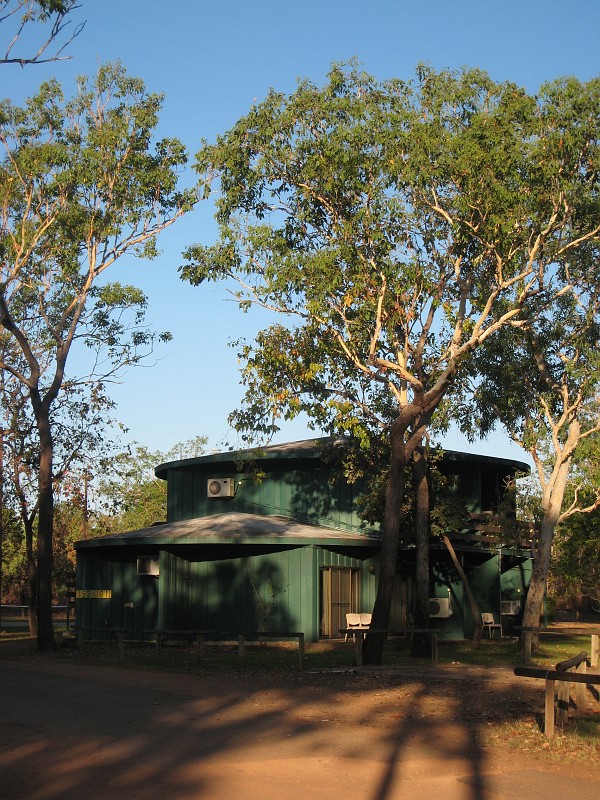 2009-11-06 22-01-18_2.jpg - das Aurora Kakadu Resort